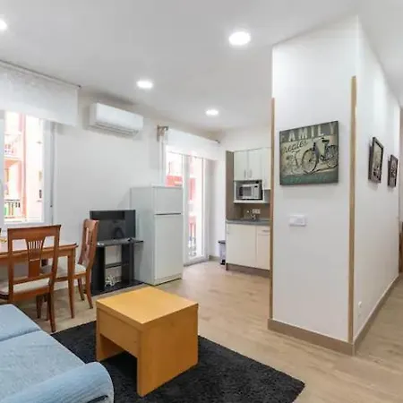 Acb - Z26 Centrico - Parking Gratis Lägenhet