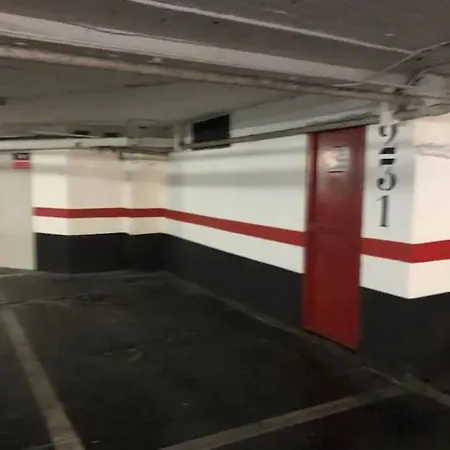 Acb - Z26 Centrico - Parking Gratis Lägenhet *